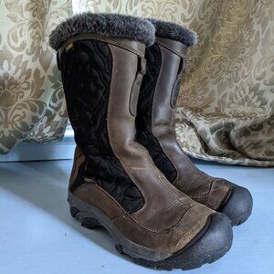 Women's Keen Boots Size 8